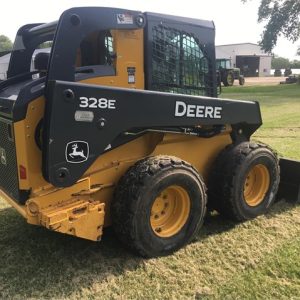 2015 Deere 328E Skid Steer