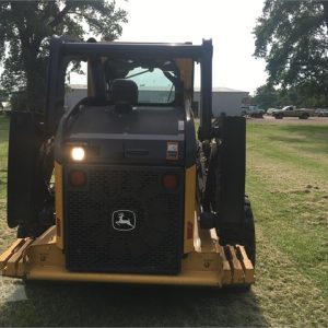 2015 Deere 328E Skid Steer