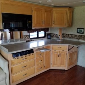 2006 Newmar Class A RV KOUNTRY STAR 3910