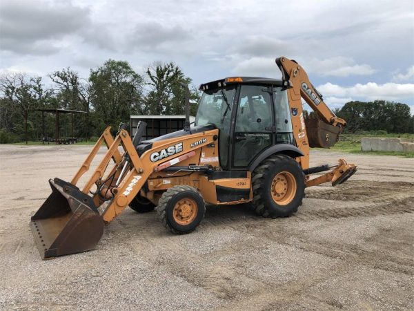 2013 CASE Backhoes 580N