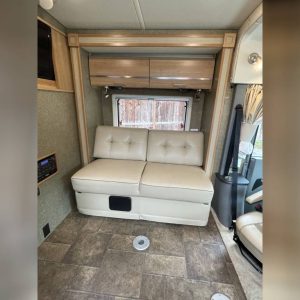 2013 Winnebago VIA 25Q