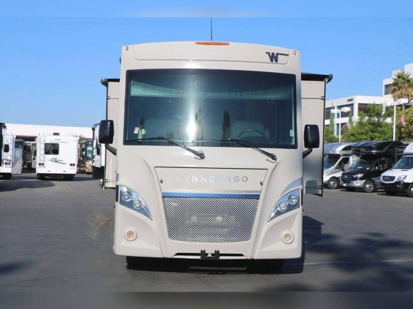 2020 Winnebago Class A RV INTENT 28Y