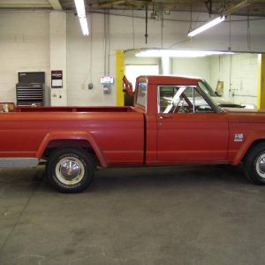 1967 Jeep Gladiator Townside 6 1/2′ Box With Witco Topper