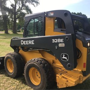 2015 Deere 328E Skid Steer