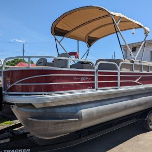 2019 Sun Tracker 22 DLX Fishin Barge Tritoon