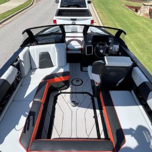 2021 Malibu Wakesetter 21 MLX