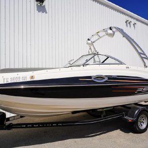 2014 Bayliner 215 Deck Boat