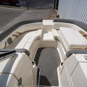 2014 Bayliner 215 Deck Boat