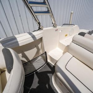 2014 Bayliner 215 Deck Boat