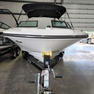 2017 Sea Ray 210SPX