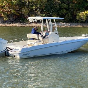 2019 Boston Whaler 240 Dauntless