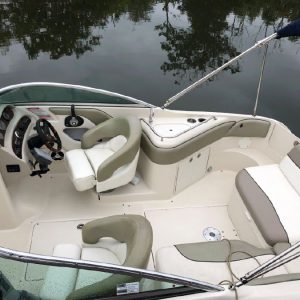 2006 Sea Ray 240 Sundeck