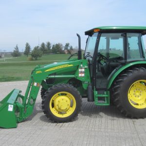 2013 John Deere 5055E