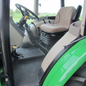 2013 John Deere 5055E