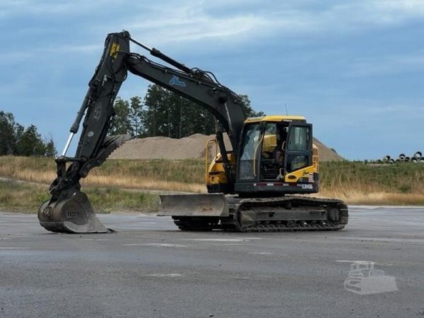 2013 VOLVO ECR145DL