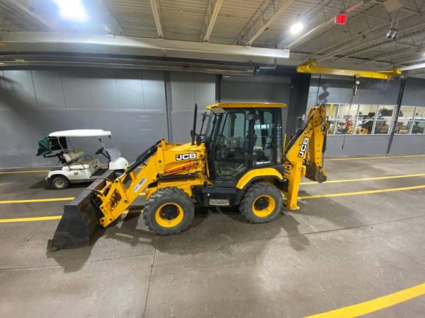 2016 JCB Backhoes 3CX COMPACT