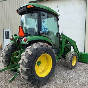 2016 John Deere 4052R