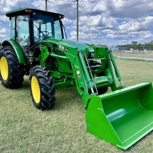 2015 John Deere 5100E