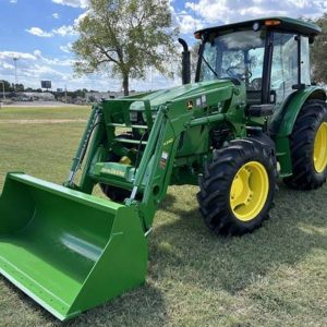 2015 John Deere 5100E