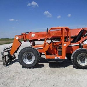 2012 JLG 8042