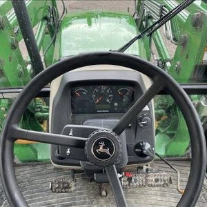 2010 John Deere 5075M