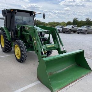 2017 John Deere 5065E Power Reverser