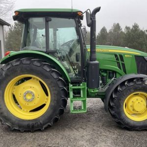 2016 John Deere 6120E