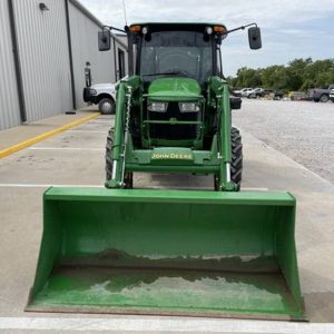 2017 John Deere 5065E Power Reverser