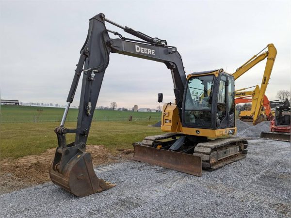 2015 DEERE Excavators 75G