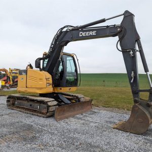 2015 DEERE Excavators 75G