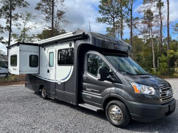 2019 Tiffin Motorhomes Class C RV Wayfarer 24TW