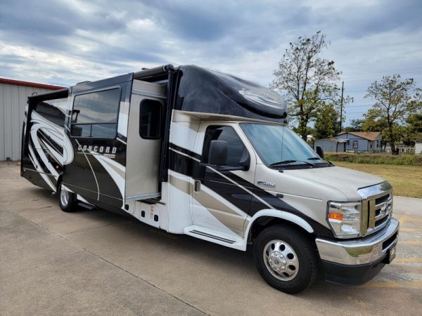 2021 Coachmen Class C RV CONCORD 300TS