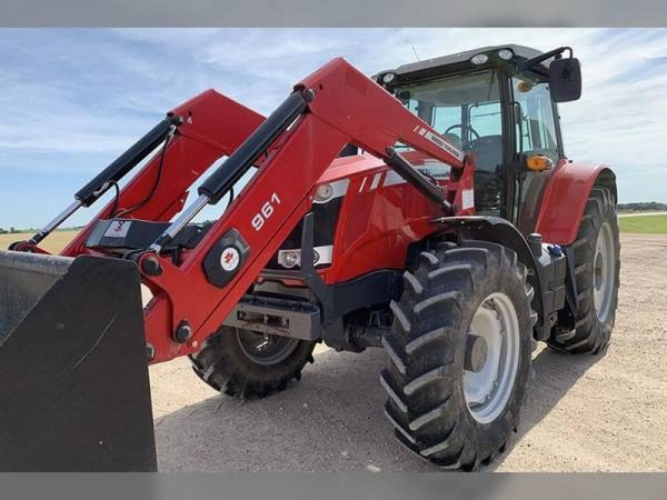 2016 Massey-Ferguson 7715