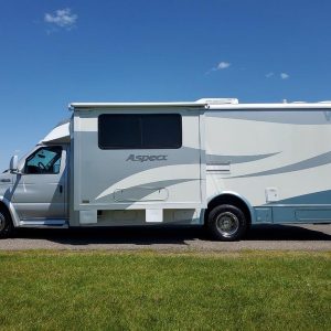 2005 Winnebago Class C RV ASPECT 26A