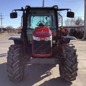 2017 Massey-Ferguson 5711