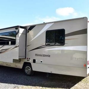 2018 Winnebago Class C RV Minnie Winnie 31K