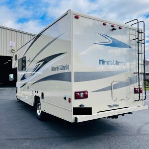 2021 Winnebago Class C RV MINNIE WINNIE 25B