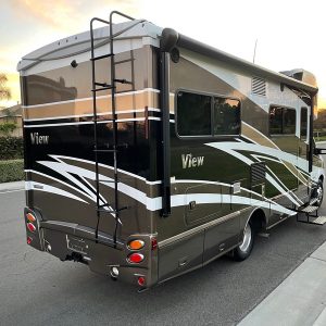 2018 Winnebago Class C RV View 24J