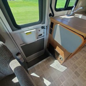 2005 Winnebago Class C RV ASPECT 26A