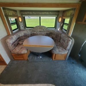 2005 Winnebago Class C RV ASPECT 26A