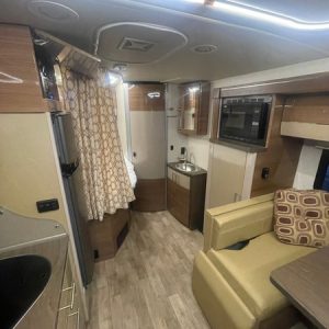 2018 Winnebago Class C RV View 24J