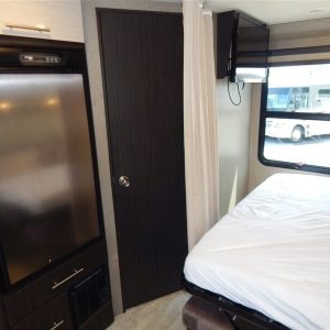 2019 Thor Class C RV Gemini 24TF