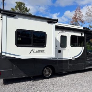 2019 Winnebago Class C RV Fuse 23T