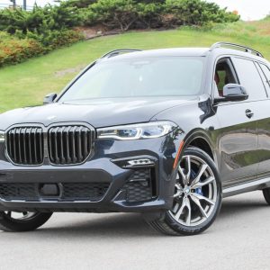 2022 BMW X7 M50i